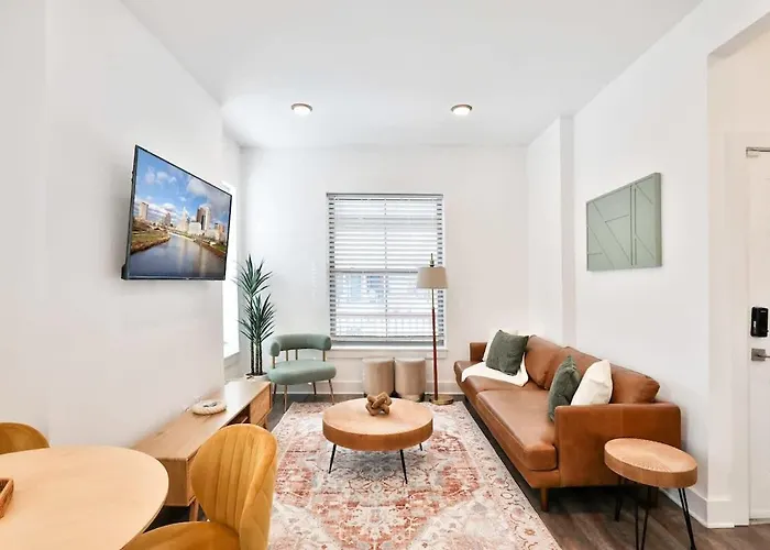 Holiday home Oasis W Pool Table Near Downtown *